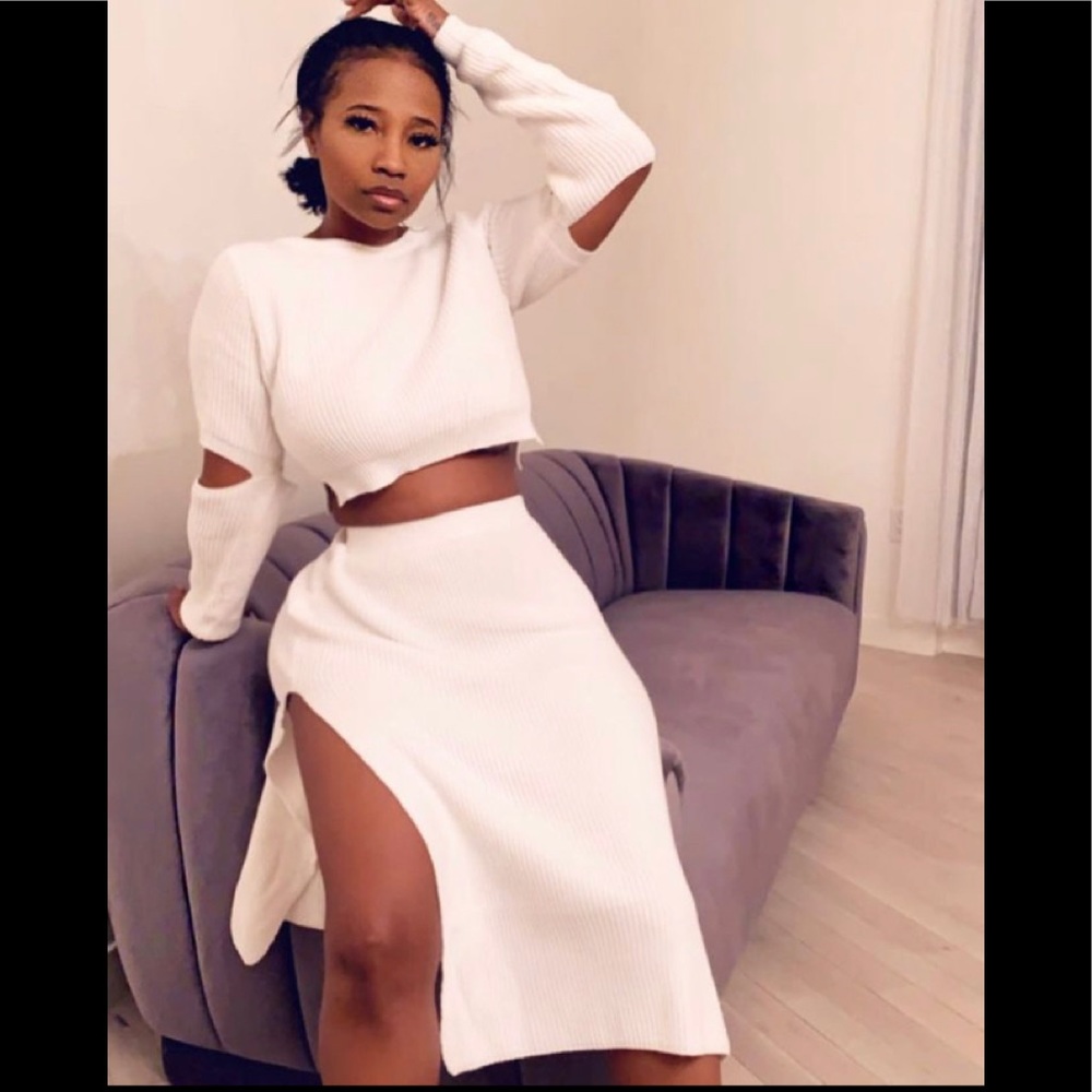 Knit Split Skirt Set - image 1